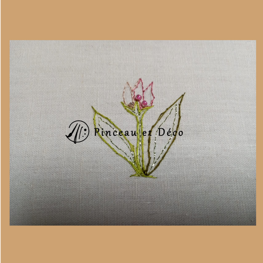 Broderie Jardin leger et fleuri