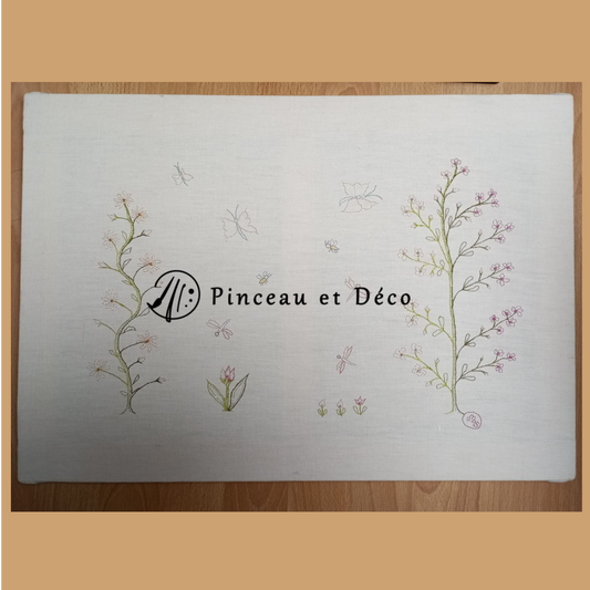Broderie Jardin leger et fleuri