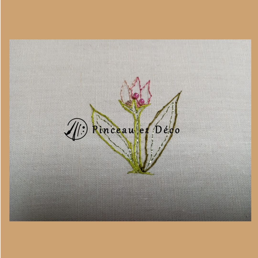 Broderie Jardin leger et fleuri